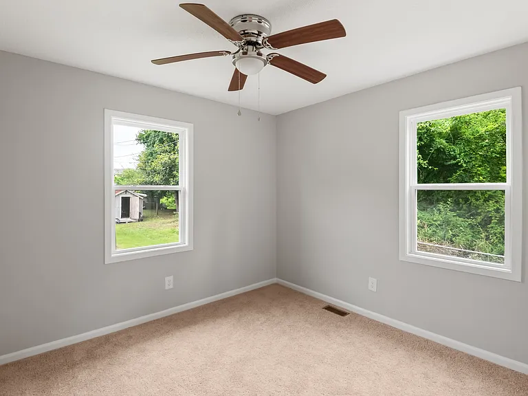 102 Burdock Cir — Photo 20