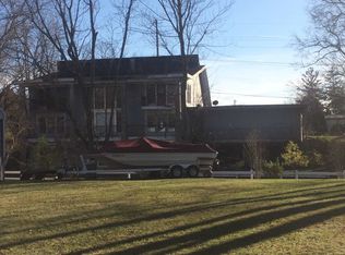 2906 E Armstrong Rd, Leesburg, IN 46538