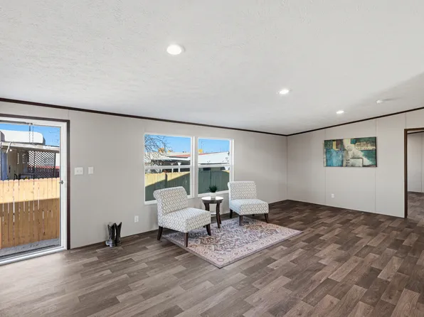 400 Perizite St, Belen, NM 87002