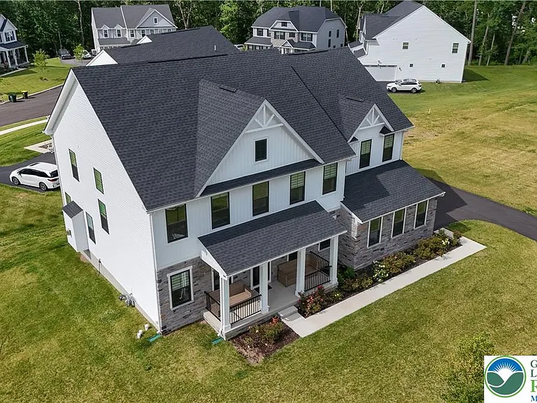 8548 Lafayette Ln — Photo 5