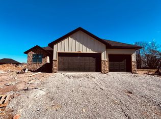 994 S Foxboro Ct, Nixa, MO 65714