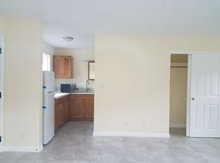 95-869 Lumiiki St, Waipahu, HI 96797