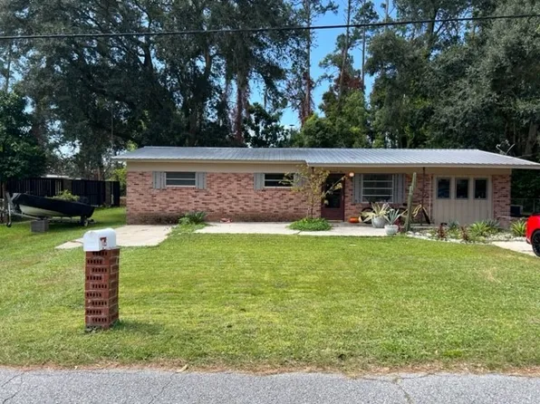 105 Riverview Dr, Saint Simons Island, GA 31522