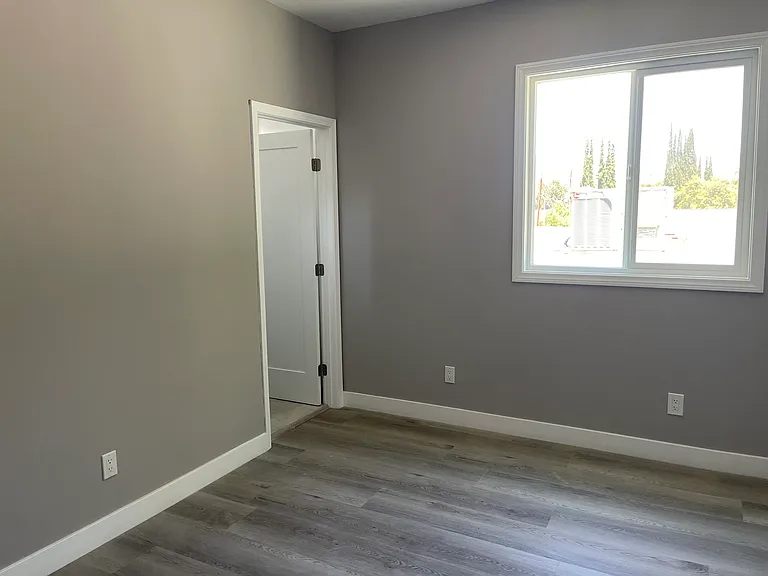 7913 Royer Ave #7915 — Photo 4