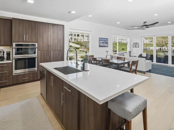 2400 Community Ln Unit 55, San Diego, CA 92108