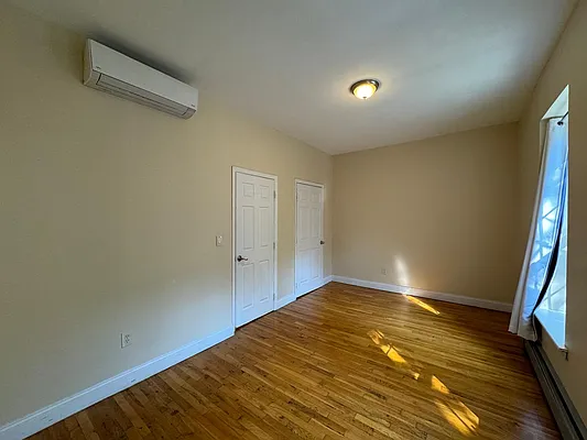 Rented by Pear NYC LLC | media 5