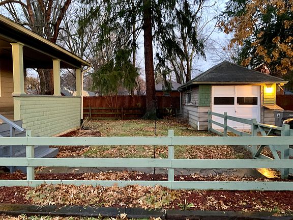 3rd image of 144 Lowell Ave