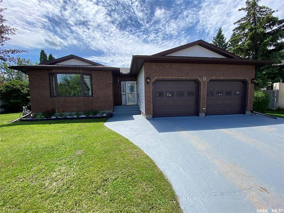 1st image of 18 Blackwell CRESCENT
