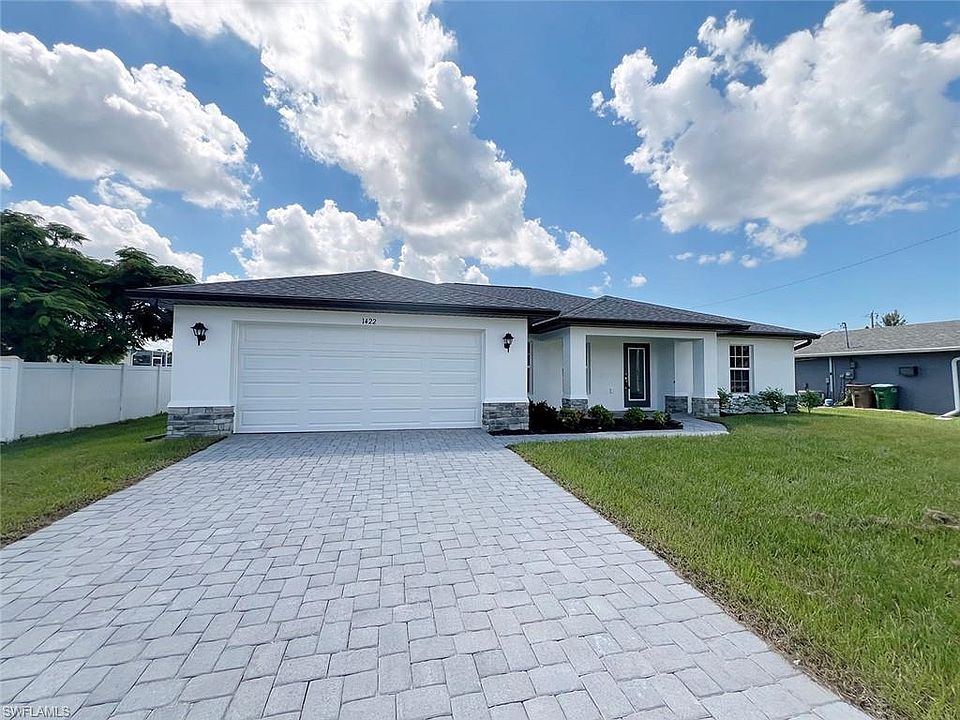 1st image of 1422 SW 10th St