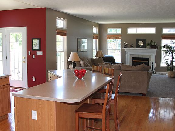 3rd image of 5702 Woodmansee Way