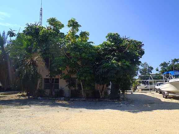 2nd image of 320 S Coconut Palm Blvd