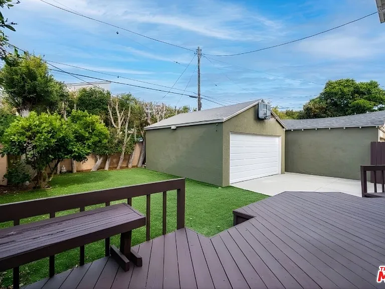 2522 Armacost Ave — Photo 54