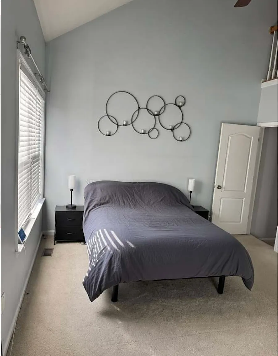 3 bed, 2.5 bath, 1452 sqft, $1,100 — Photo 2