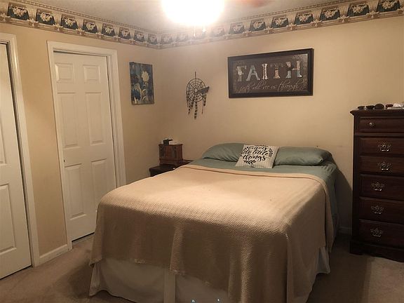 4th image of 417 Light St