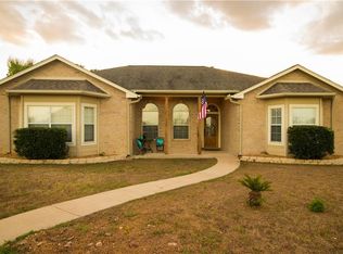 136 Mokalau Dr, Bastrop, TX 78602