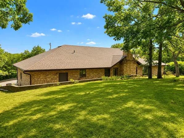 24762 King Arthur Drive, Hermitage, MO 65668