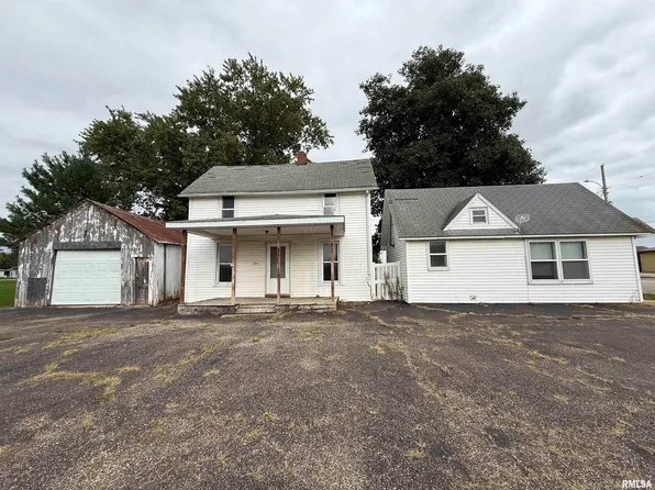 104 S Main St, Smithfield, IL 61477