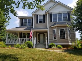 15 Barnside Dr, Bedford, NH 03110