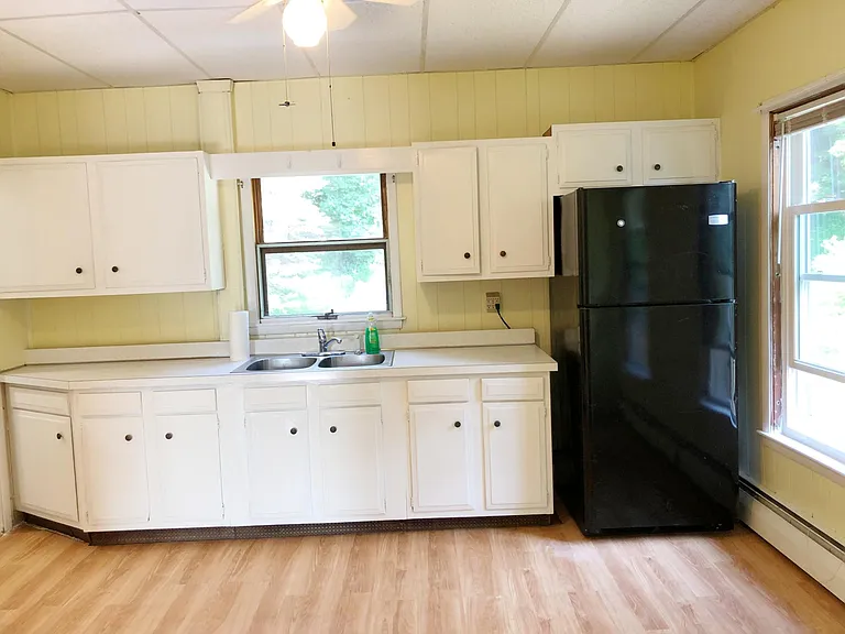 158 Pine St #2 — Photo 1
