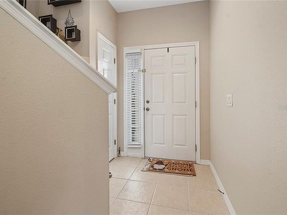 4th image of 537 Pinebranch Cir