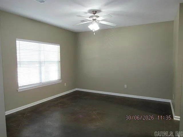 1410 Robins St #5 — Photo 2