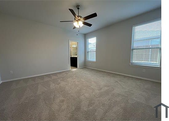 5th image of 3303 Sedge Grass Dr