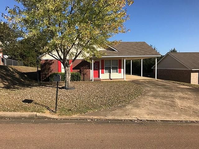1st image of 109 Shiloh Dr