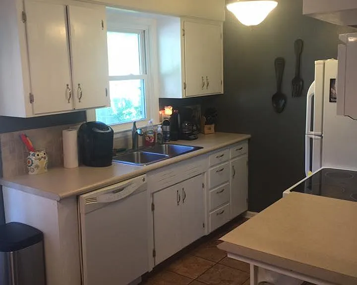 313 NE Florence Ave — Photo 5