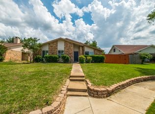 1002 Bellflower Ct, Carrollton, TX 75007