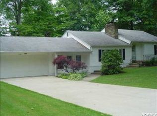 6241 Forest Dr, Ashtabula, OH 44004