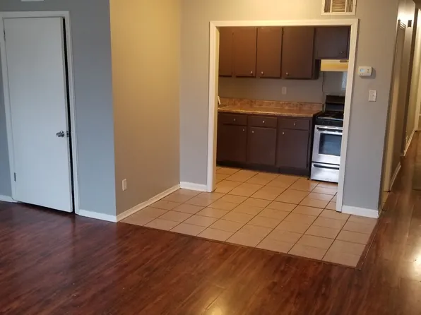 1307 Halcomb Ln #1309, Memphis, TN 38127