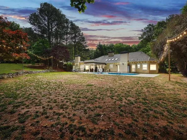 1010 Little River Way, Milton, GA 30004
