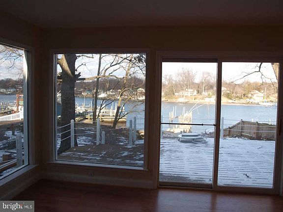 5th image of 372A North Dr
