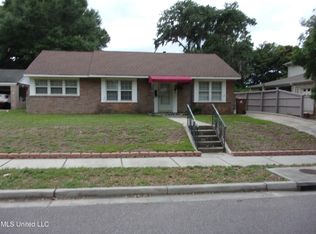 479 Porter Ave, Biloxi, MS 39530