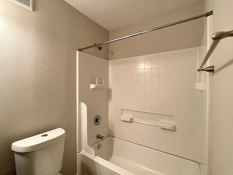 910 Duncan Ln #17 — Photo 9