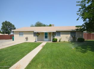 709 Sagebrush Dr, Aztec, NM 87410