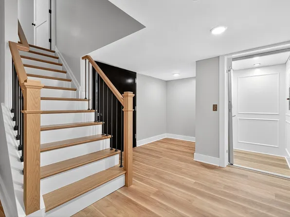 29 West 9th Street image 35 of 49