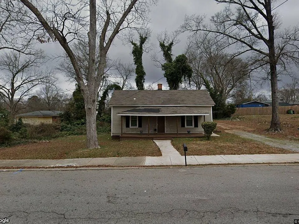 723 W Broad St