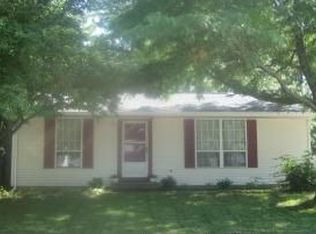 3109 York Dr, Champaign, IL