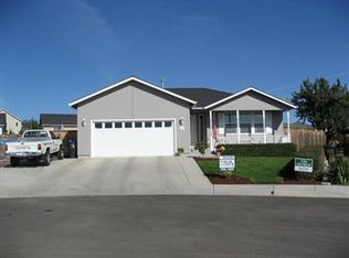 66 Ashwood Ct, Eagle Point, OR