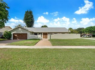 17681 Foxglove Ln, Boca Raton, FL 33487