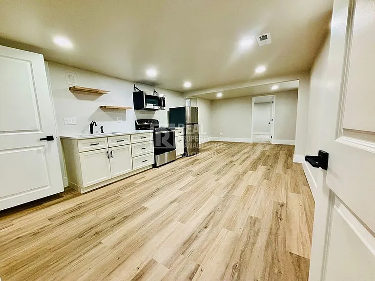 1415 N Raleigh St — Photo 18
