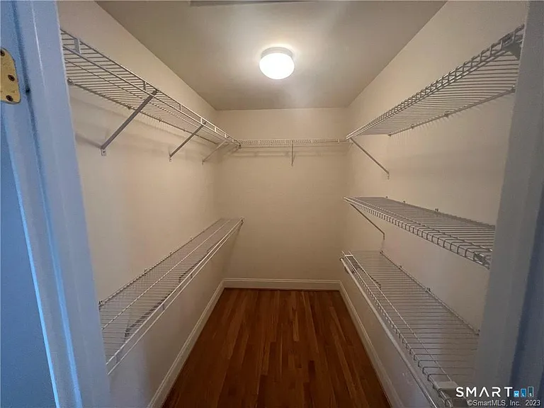 6 Kingsley Dr — Photo 20