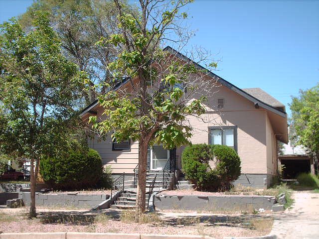 1st image of 519 W 11th St