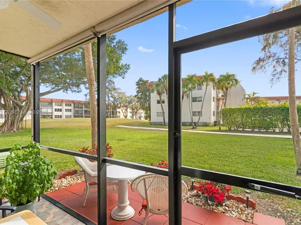 691 S Hollybrook Dr #26-105, Hollywood, FL 33025