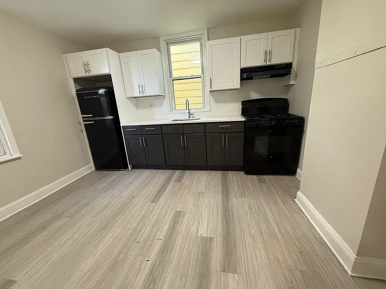 221 Wilkinson Ave #2 — Photo 24