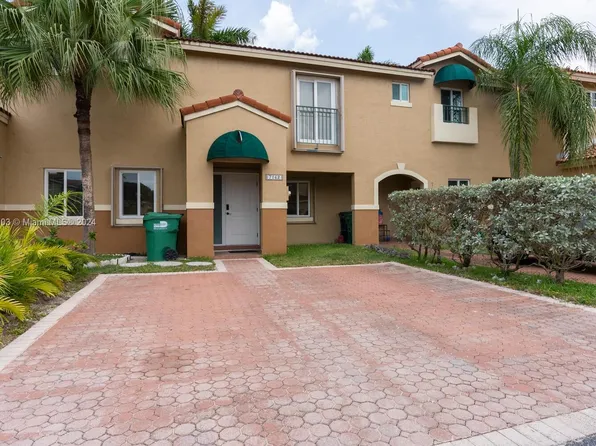 7162 SW 158th Path #7162, Miami, FL 33193