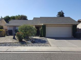 1522 Jennifer St, Ripon, CA 95366