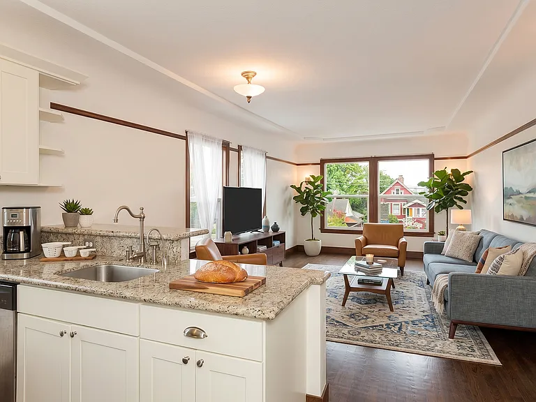 Alchemy Apartments - Located at the top of Phinney Ridge — Photo 2