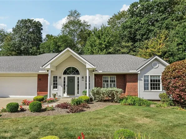 960 Rosemarie Cir, Wadsworth, OH 44281